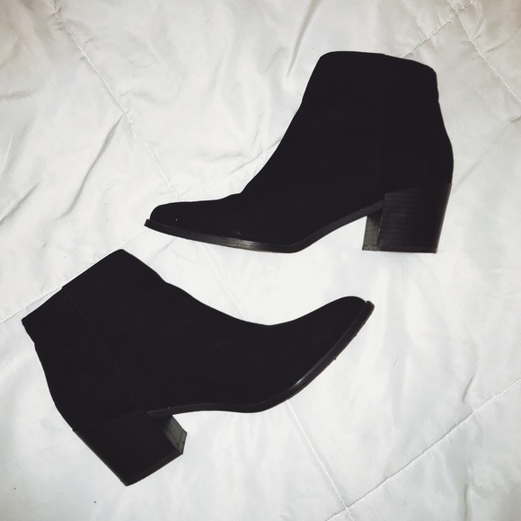 JustFab Shoes - BLACK SUEDE ANKLE BOOTS